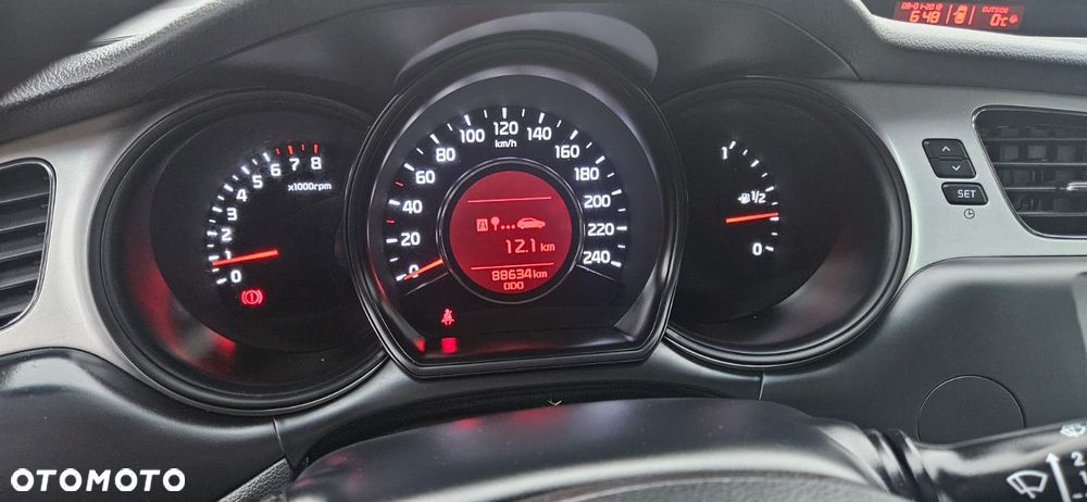 Kia Ceed 1.4 CVVT - 16