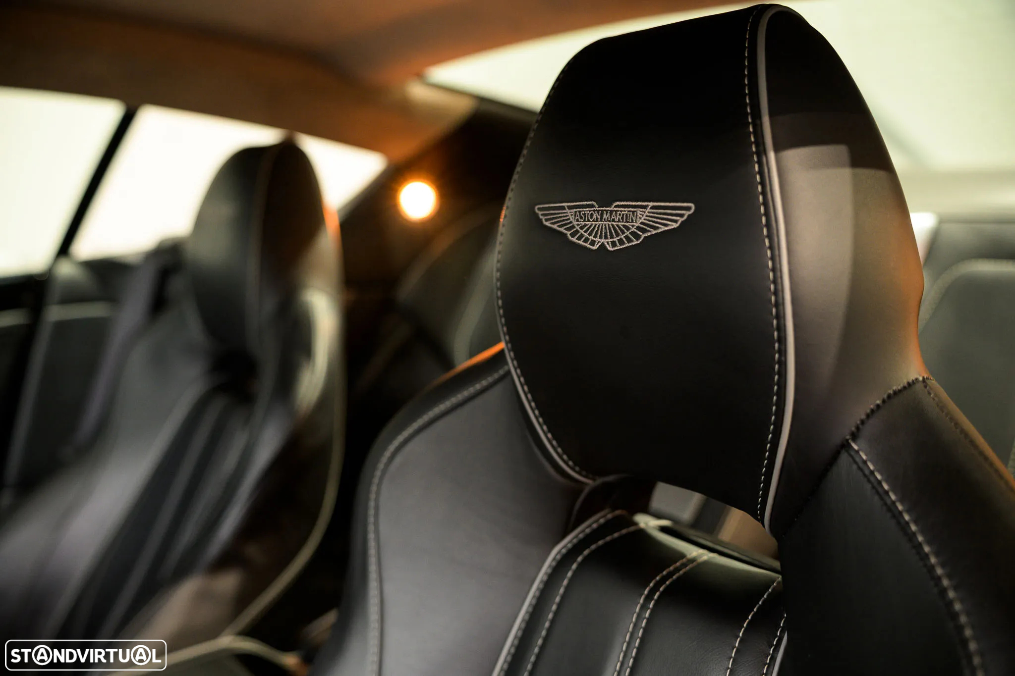 Aston Martin DB9 Coupe Touchtronic 2 - 17