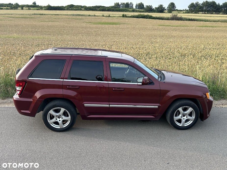 Jeep Grand Cherokee - 18