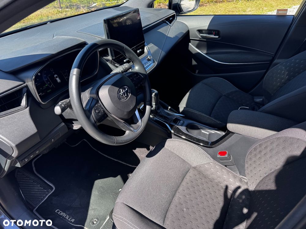 Toyota Corolla 1.8 Hybrid Comfort - 10