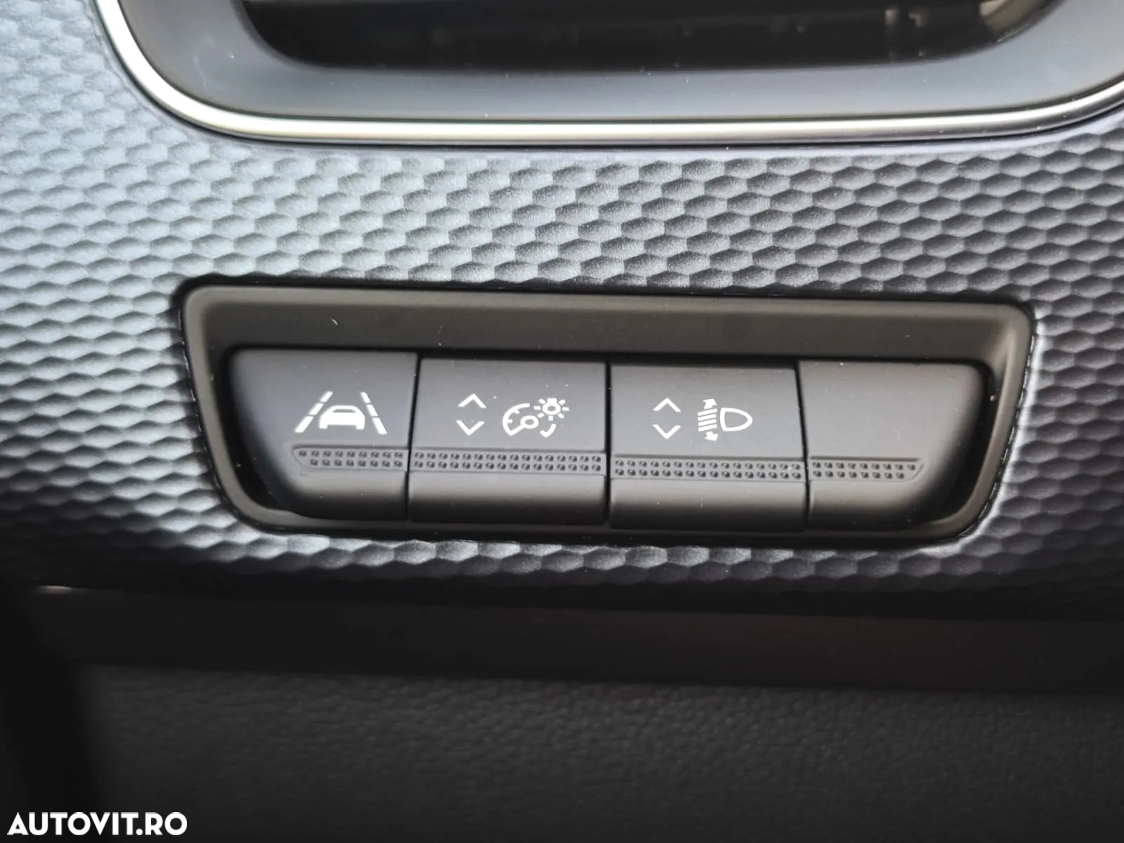 Renault Arkana E-TECH 145 Techno - 18