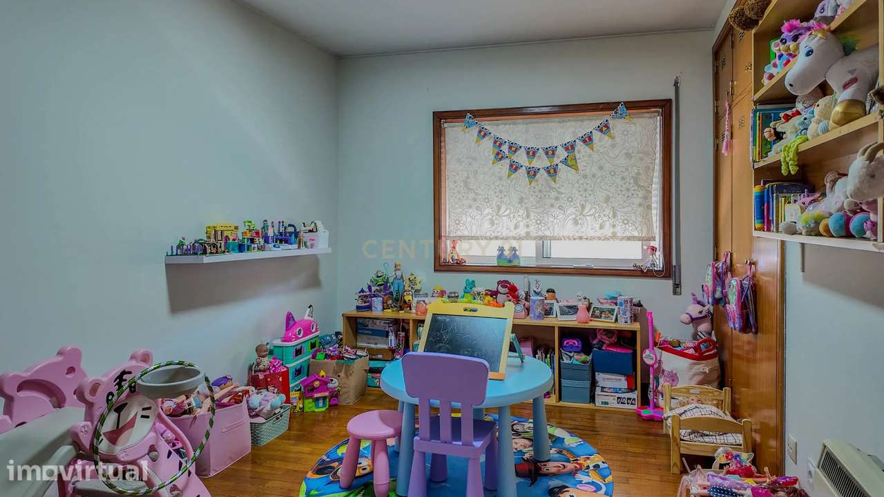 Apartamento T3, 2 Varandas, Garagem e Arrumo - Valongo - Grande imagem: 5/34