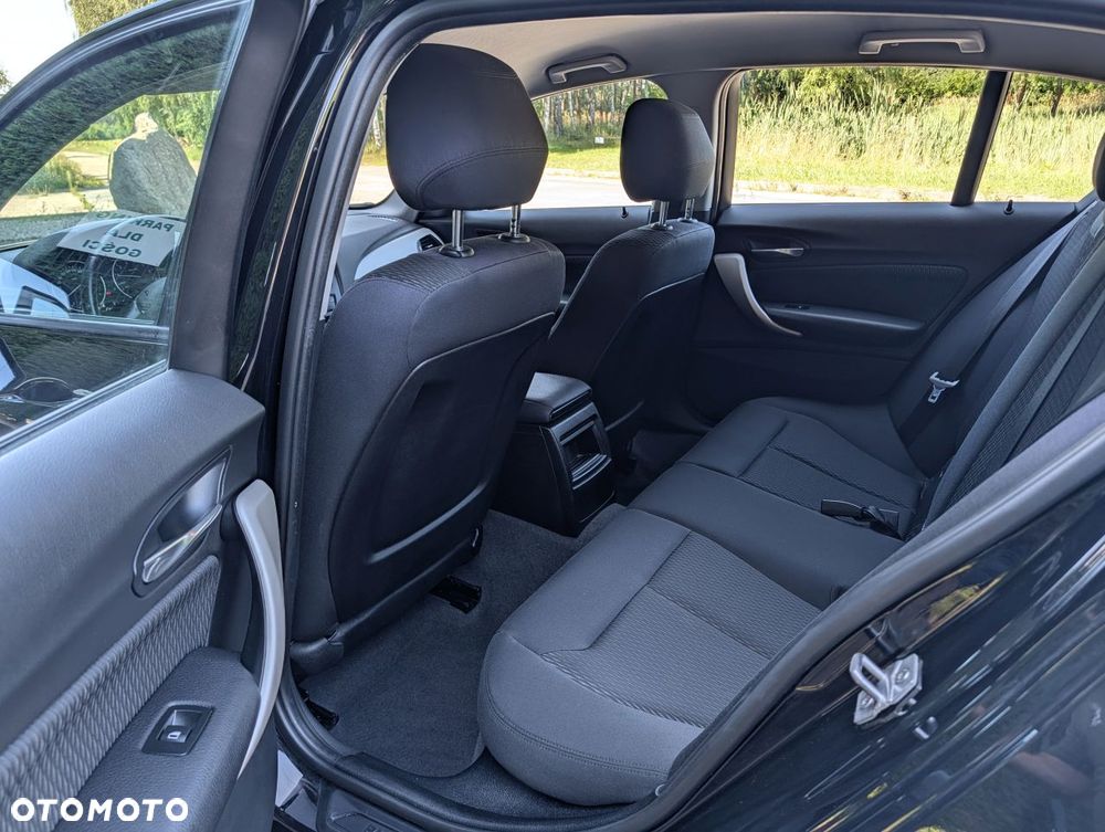 BMW Seria 1 114i Sport Line - 15