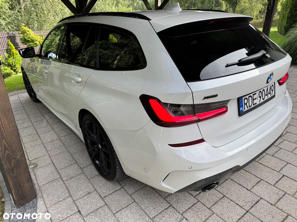 BMW Seria 3 320d xDrive MHEV M Sport sport - 33