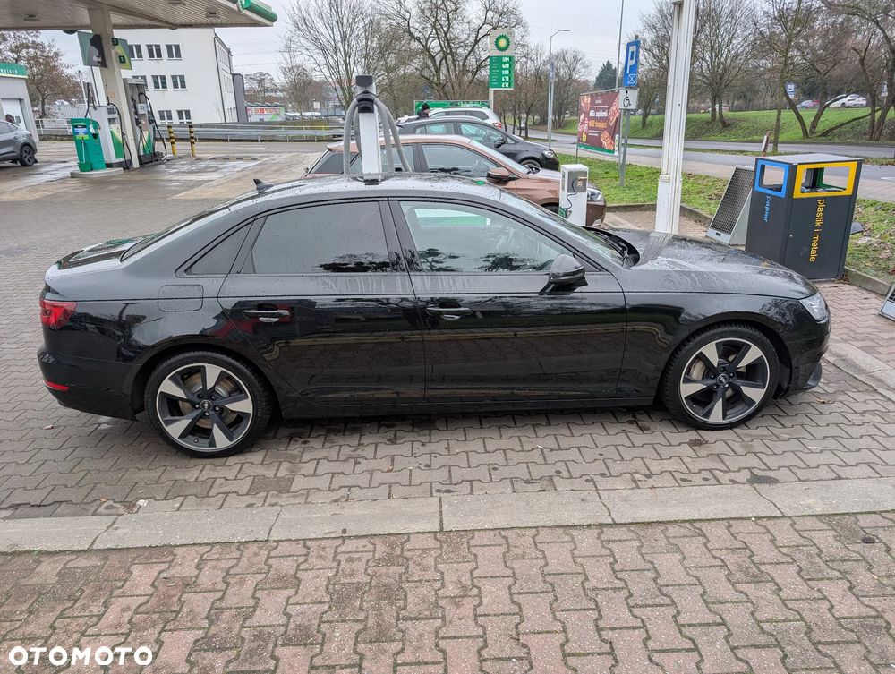 Audi A4 Limousine - 5