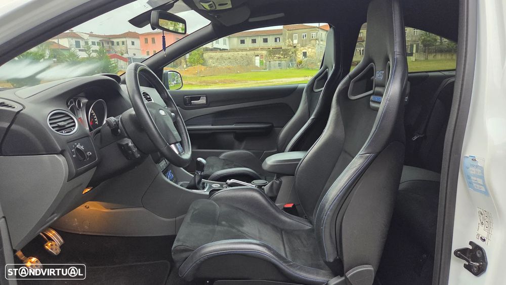 Ford Focus 2.5 RS - 13