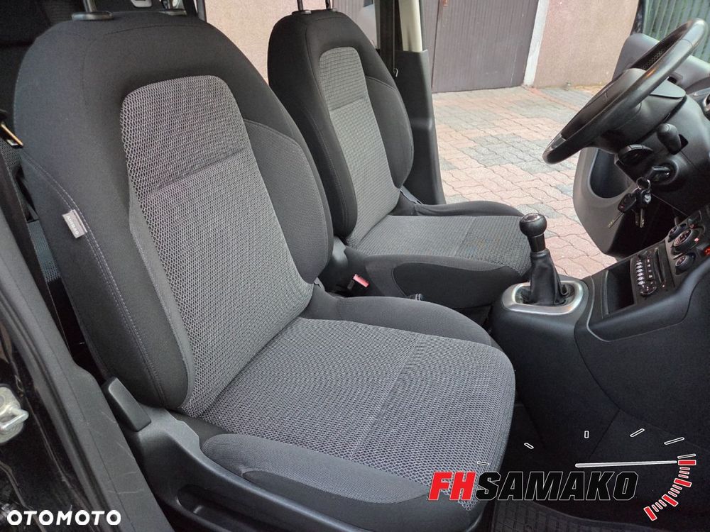 Citroën C3 Picasso VTi 120 Exclusive - 24