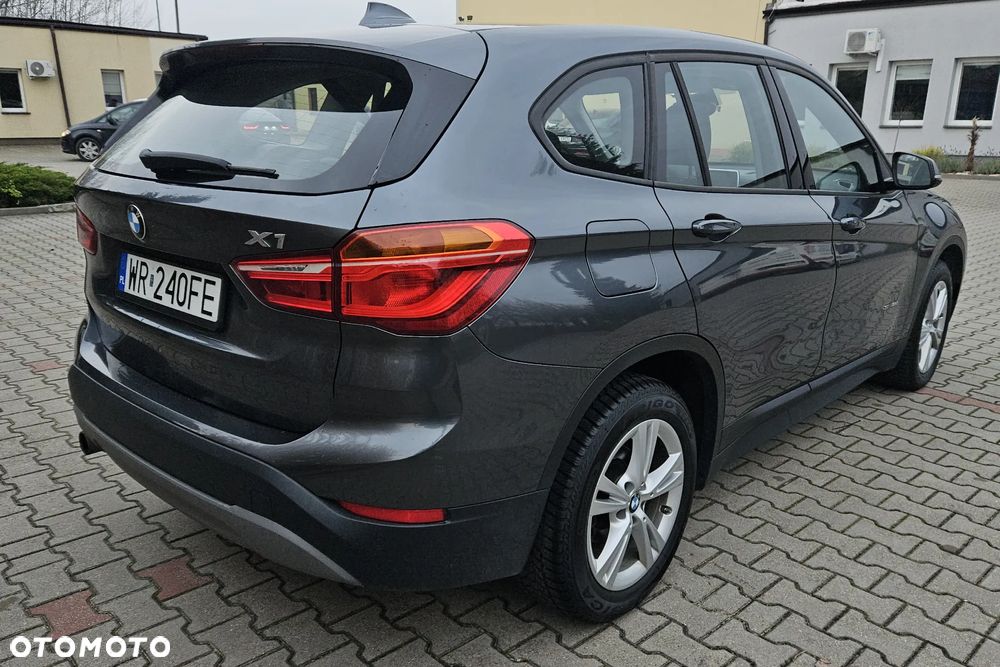 BMW X1 sDrive18d - 4