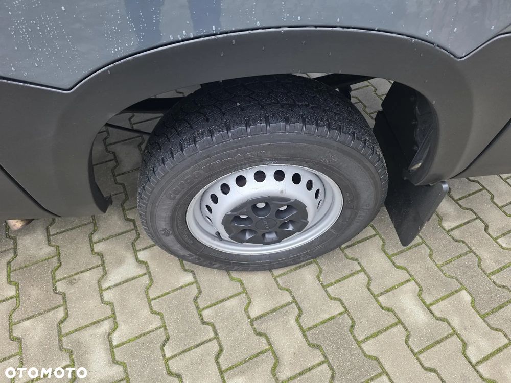 Iveco 35S16V L3H2 Średniak Krajowy Ledy Hak - 20