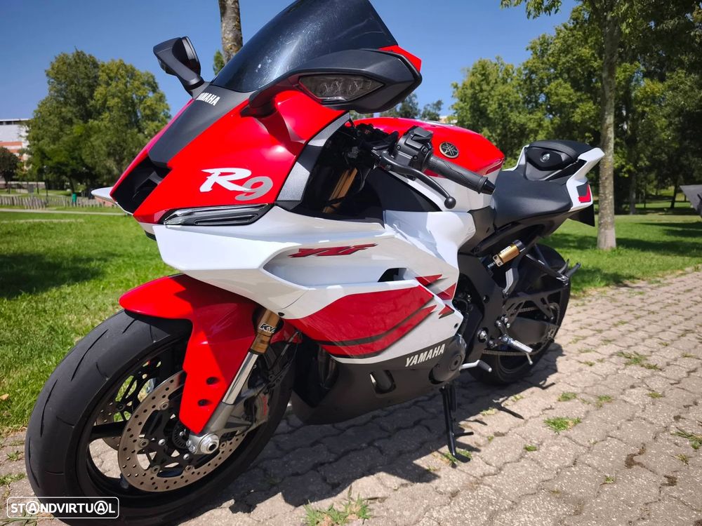 Yamaha R 9 Ediçao 70 anos - 3
