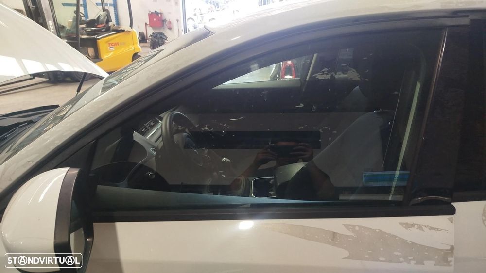 Vidro porta frente esquerda JAGUAR E-Pace (X540) - 1