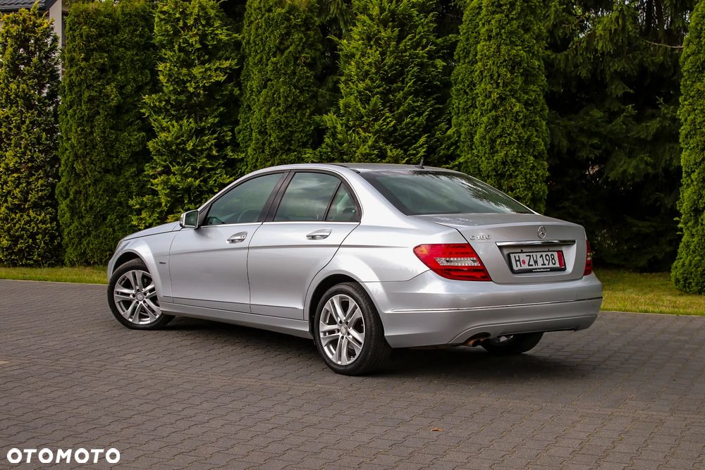 Mercedes-Benz Klasa C 180 Kompressor Automatik Avantgarde - 16