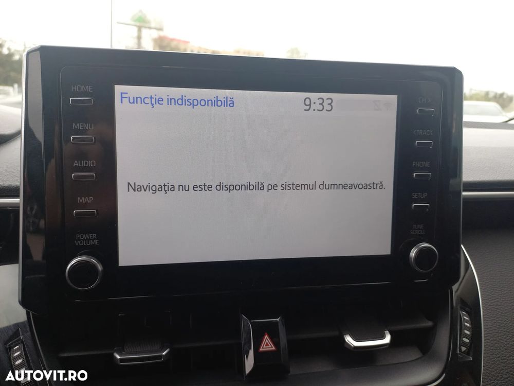 Toyota Corolla 1.8 HSD Business - 22