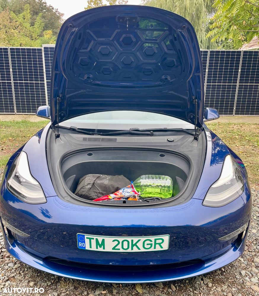 Tesla Model 3 Langstreckenbatterie Allradantrieb Dual Motor - 7