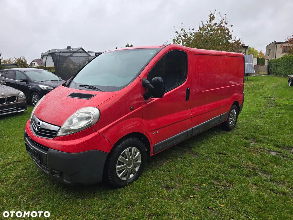 Opel Vivaro - 1