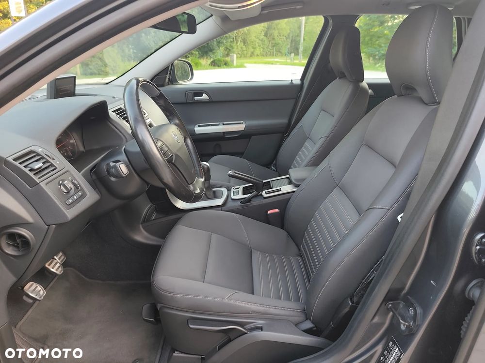 Volvo V50 DPF D2 Business Edition - 9