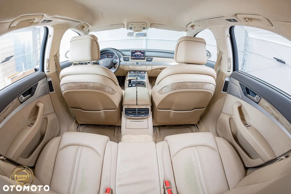 Audi A8 - 17