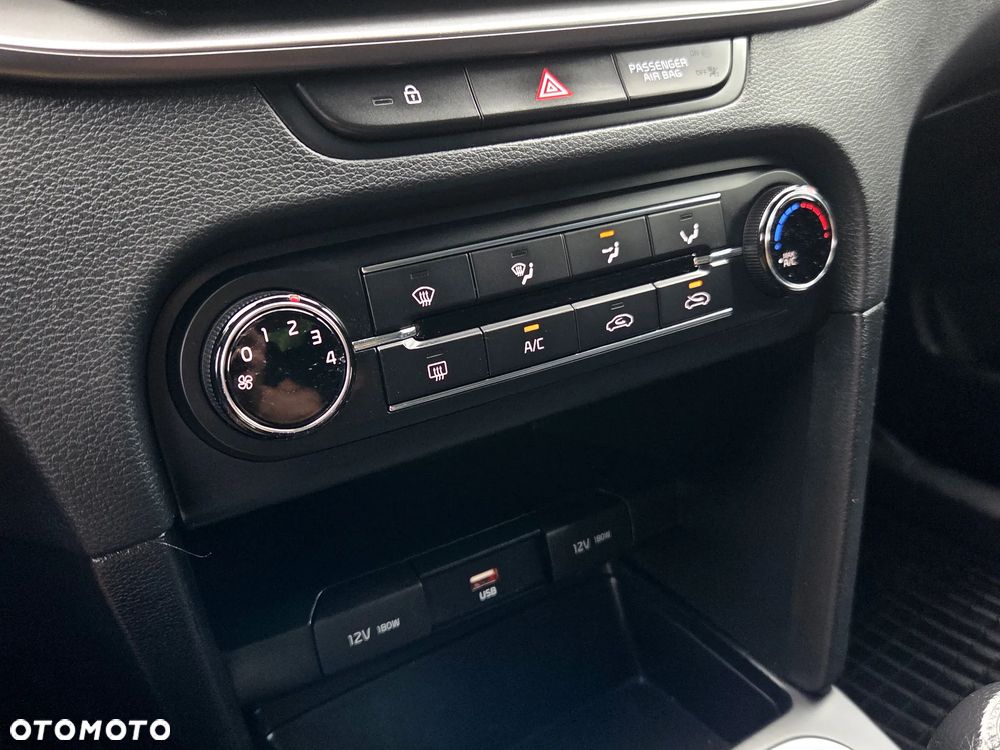 Kia Ceed 1.0 T-GDI M - 34