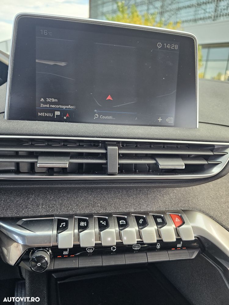 Peugeot 5008 PureTech 130 Stop & Start Allure Business-Paket - 23