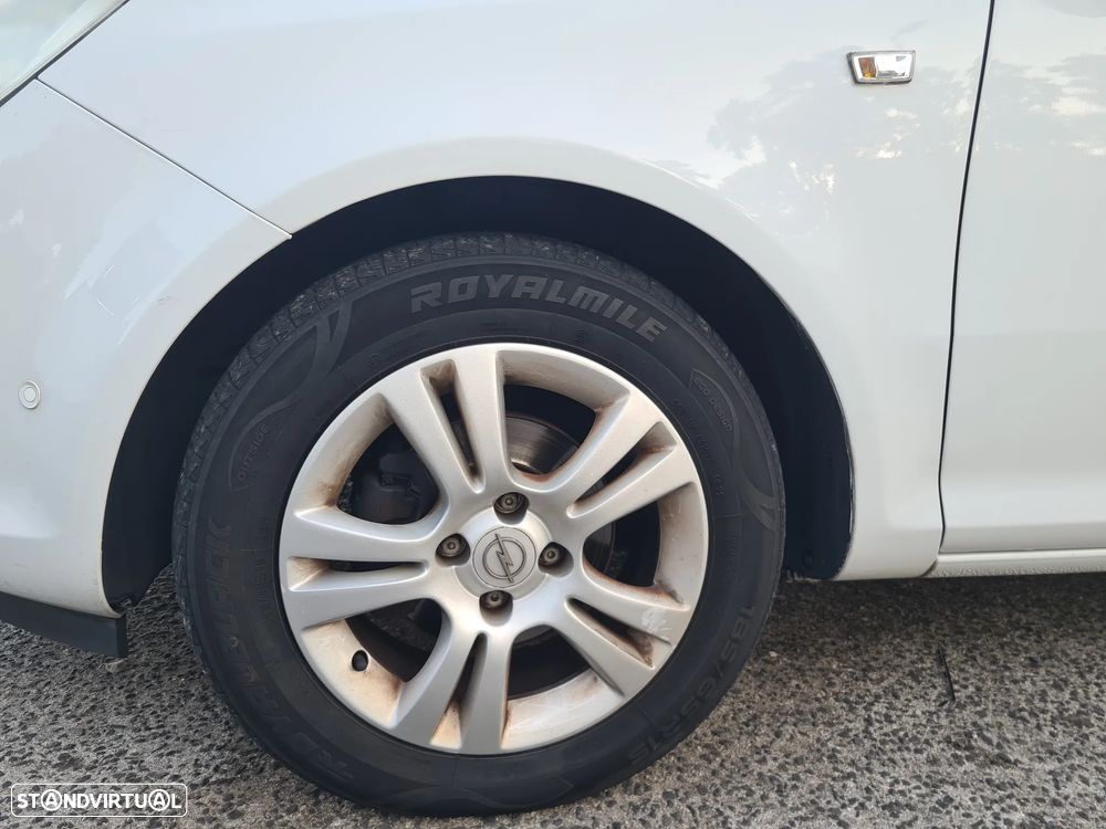 Opel Corsa 1.2 Cosmo - 6