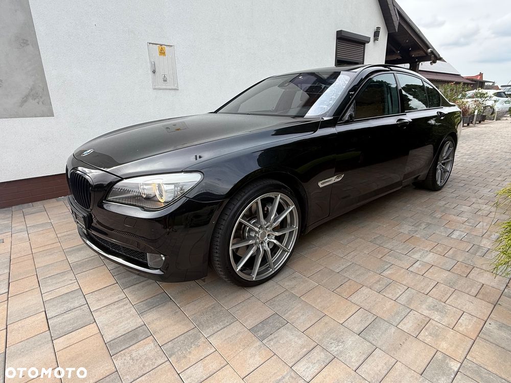 BMW Seria 7 760i - 2