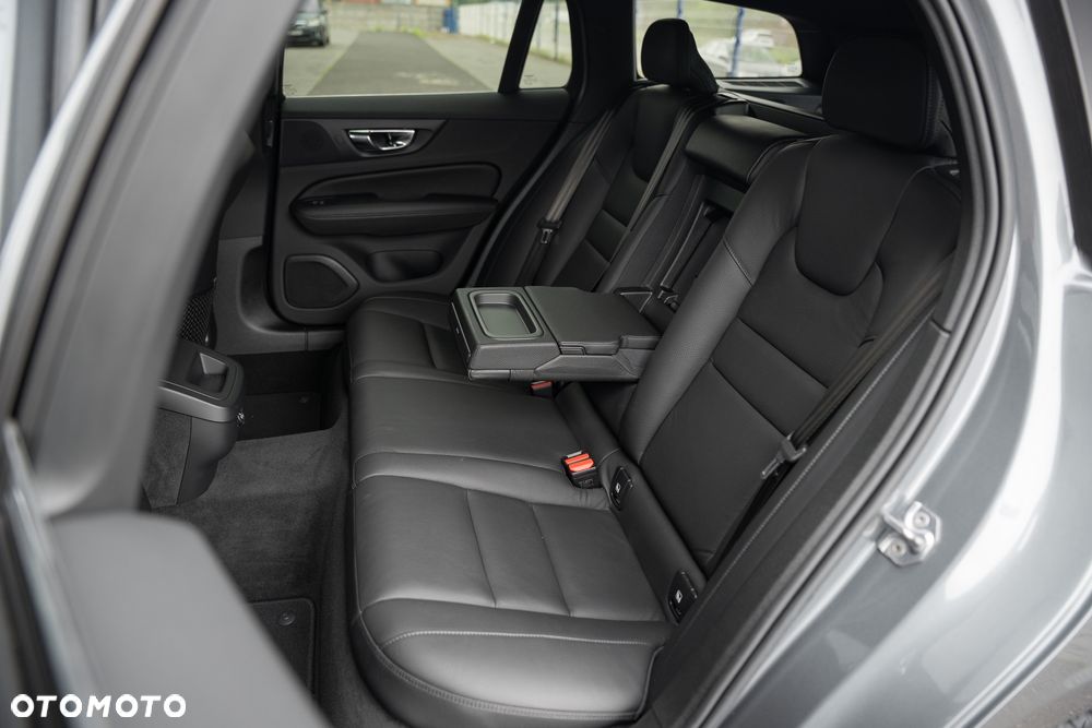 Volvo V60 - 35
