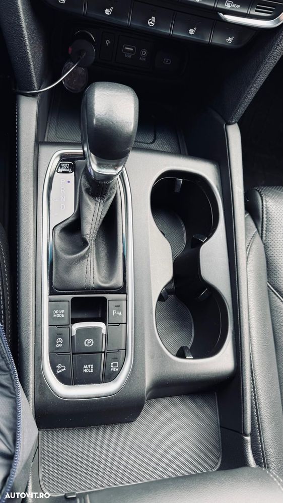 Hyundai Santa Fe 2.2 CRDi 4WD 8AT Luxury - 13