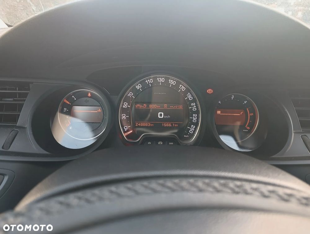 Citroën C5 2.0 HDi Exclusive - 25