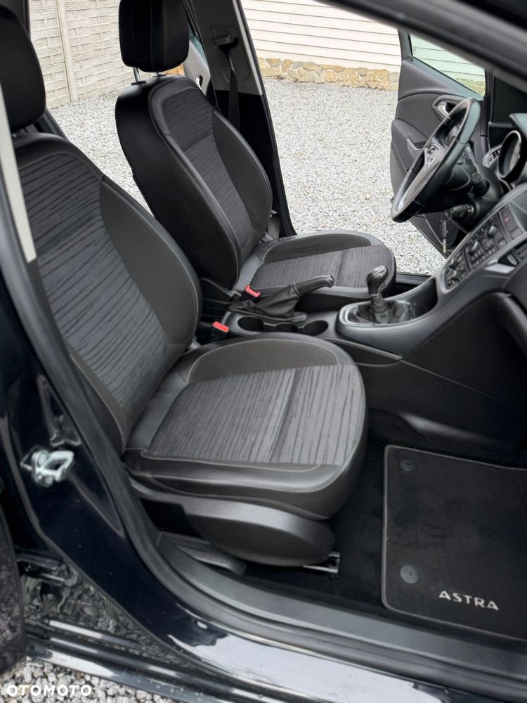 Opel Astra - 12