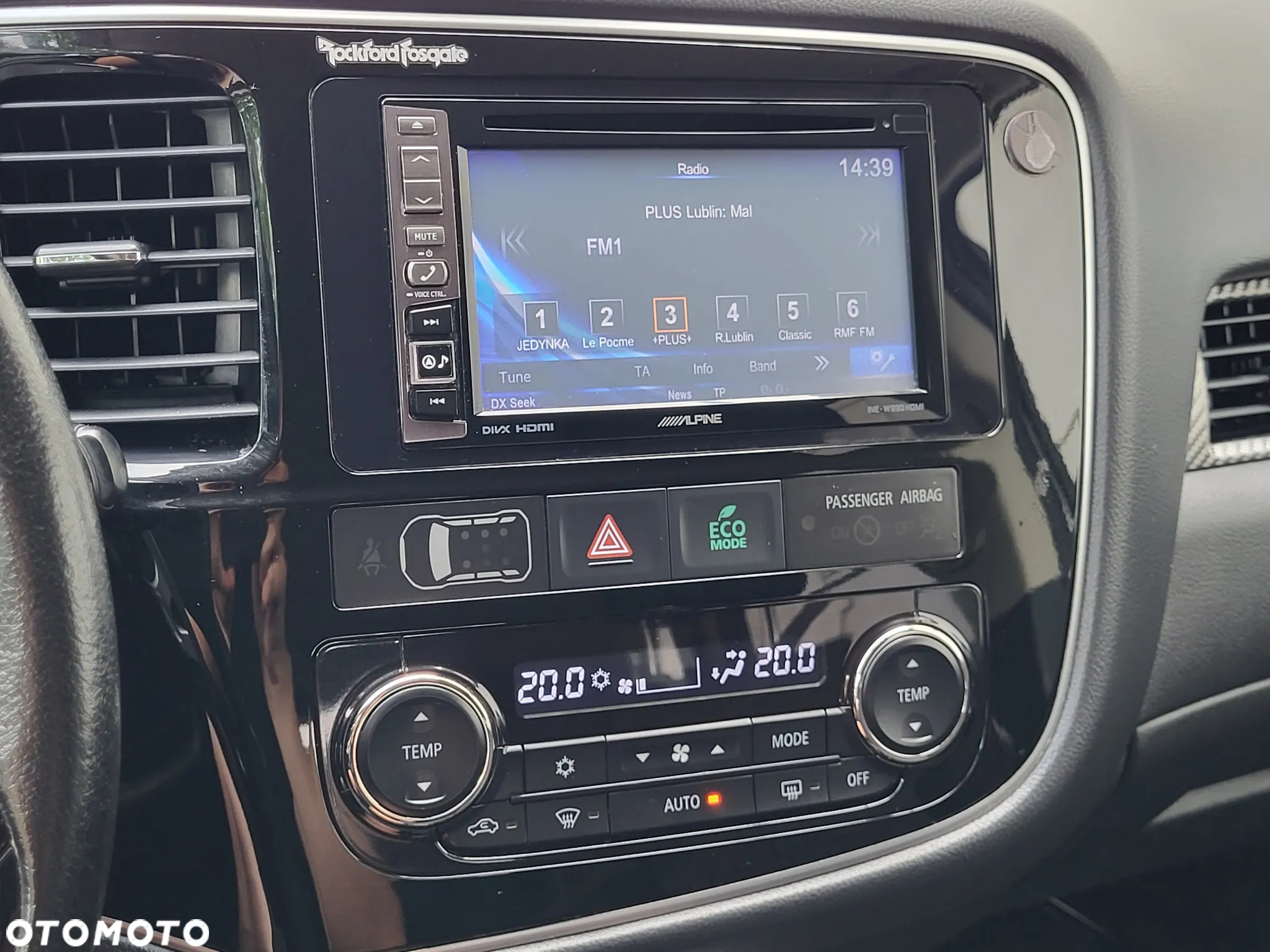 Mitsubishi Outlander - 12