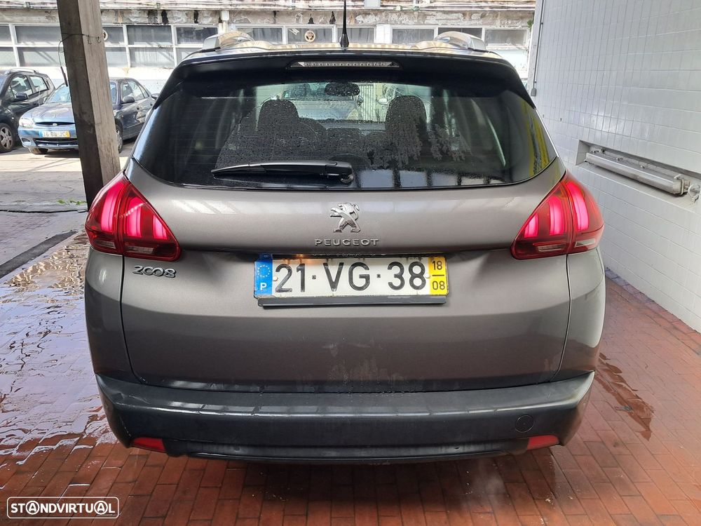 Peugeot 2008 1.2 PureTech Style - 10
