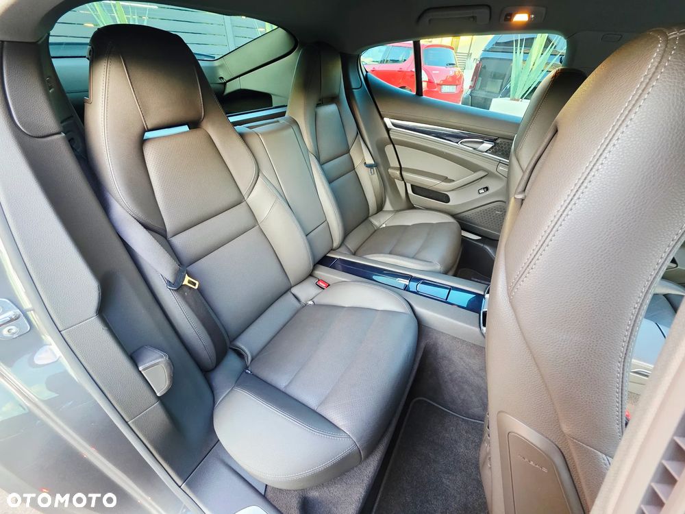 Porsche Panamera Diesel - 2