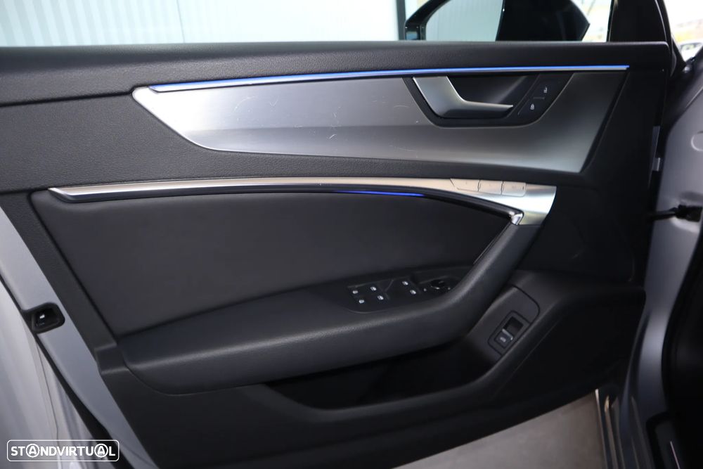 Audi A6 Avant 40 TDI S tronic S line - 19