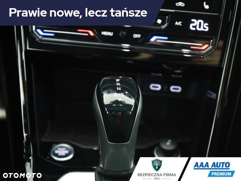 Volkswagen T-Roc - 13