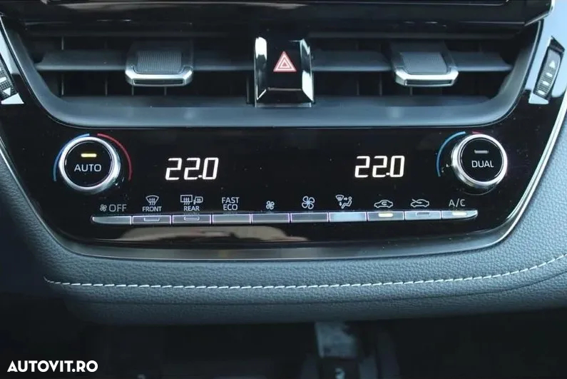 Toyota Corolla - 18