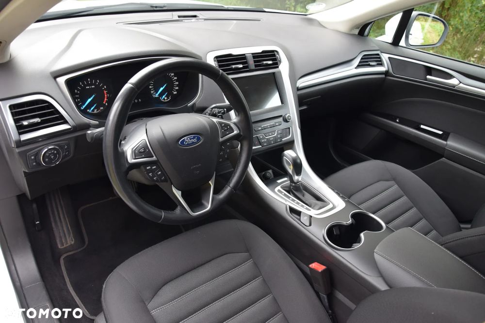 Ford Mondeo - 9