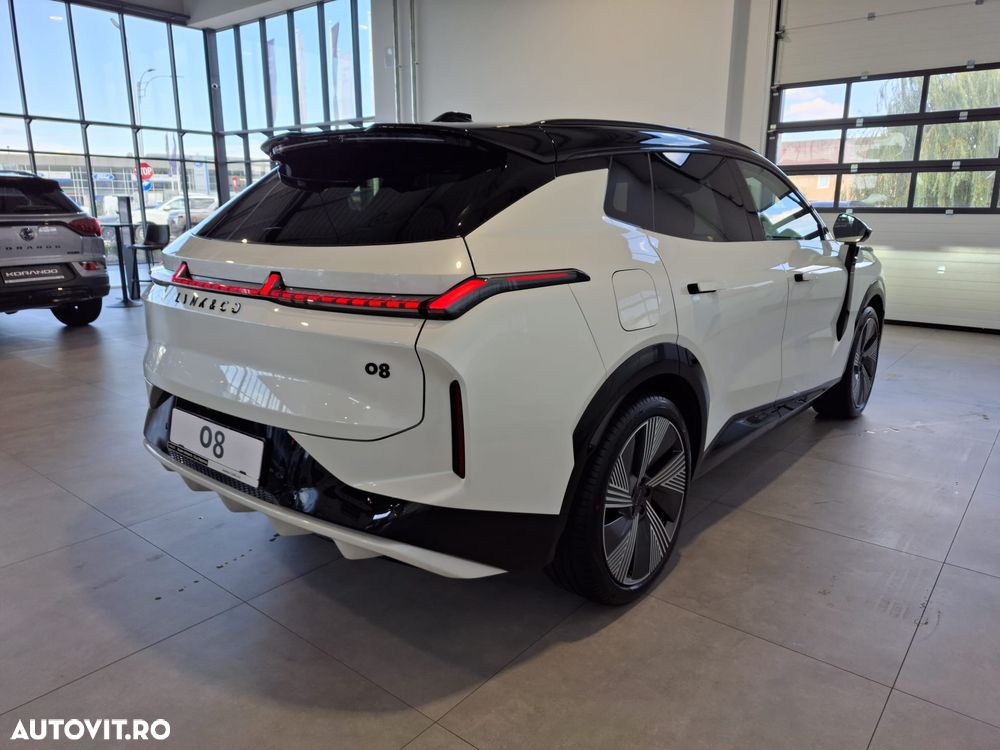 Lynk&Co 08 - 11
