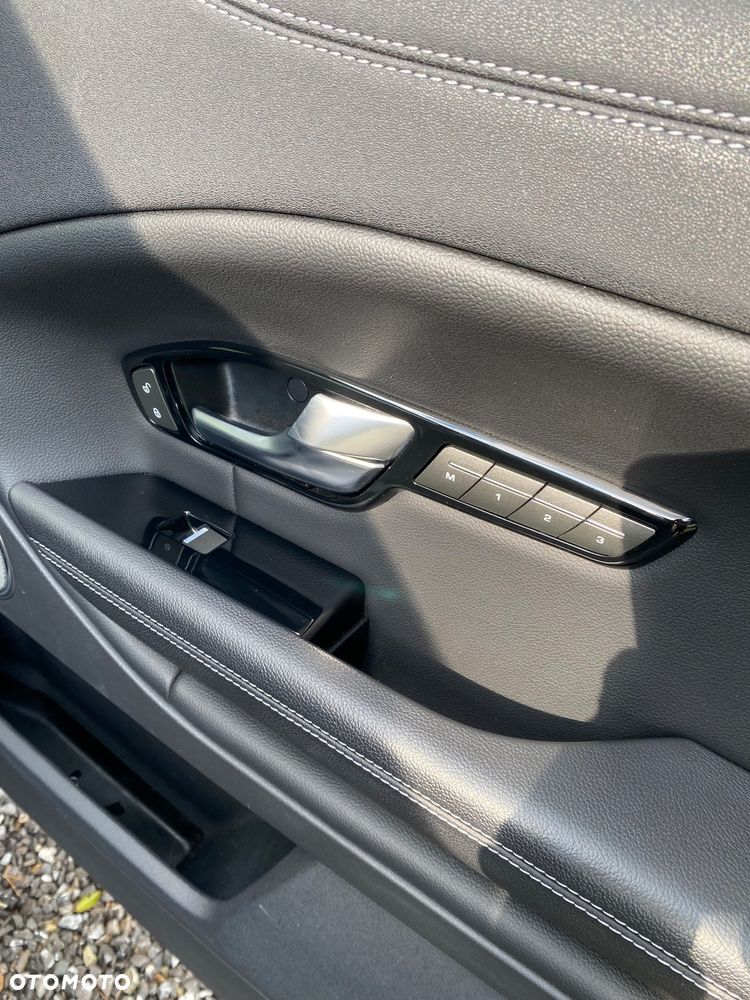 Land Rover Range Rover Evoque - 19