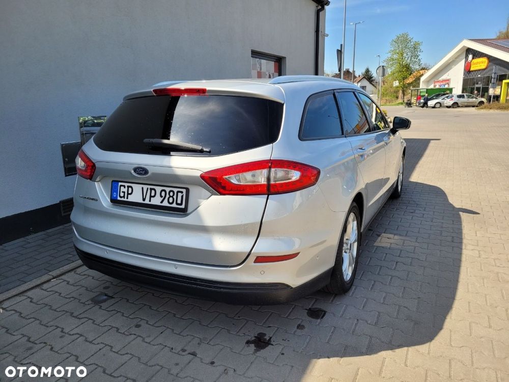 Ford Mondeo 2.0 TDCi Ambiente - 10