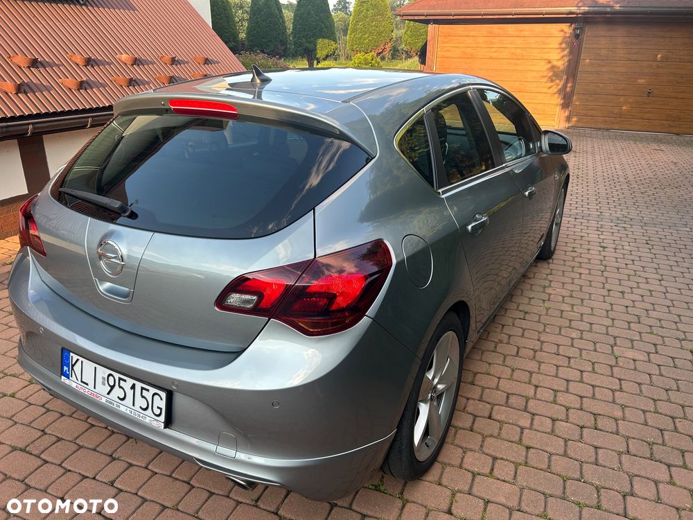 Opel Astra - 9