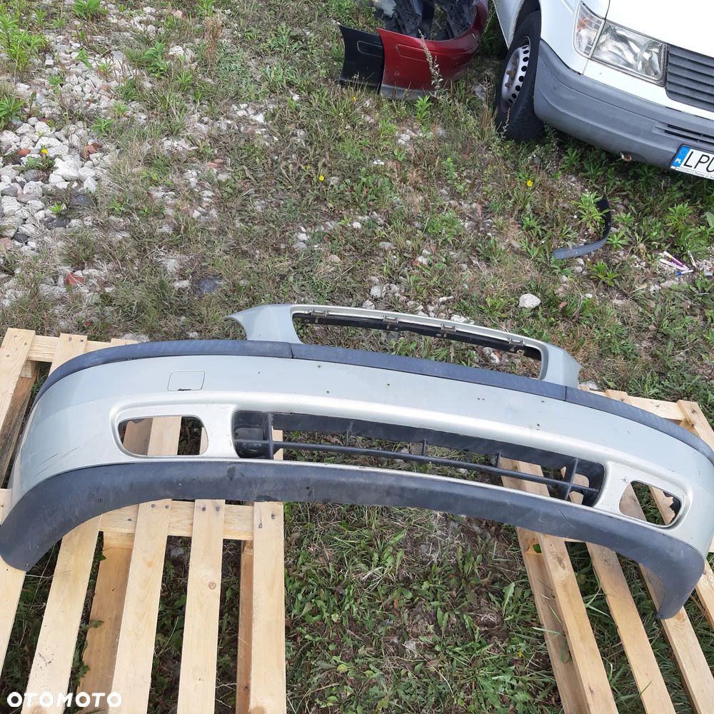 Zderzak Przedni Przód Volvo V70 99-04 Różne kolory - 7