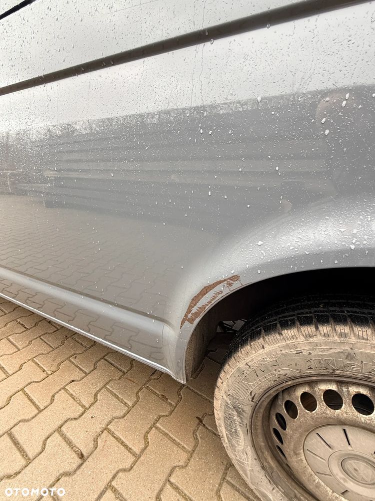 Volkswagen Transporter L2H1 - 12