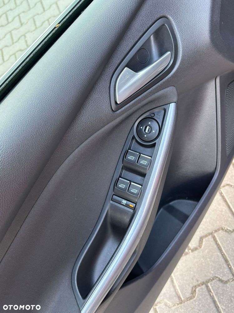 Ford Focus 1.6 EcoBoost Start-Stopp-System Titanium - 40