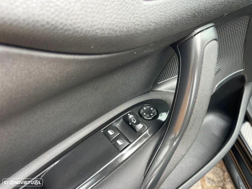 Citroën DS4 1.6 e-HDi So Chic CMP6 - 23