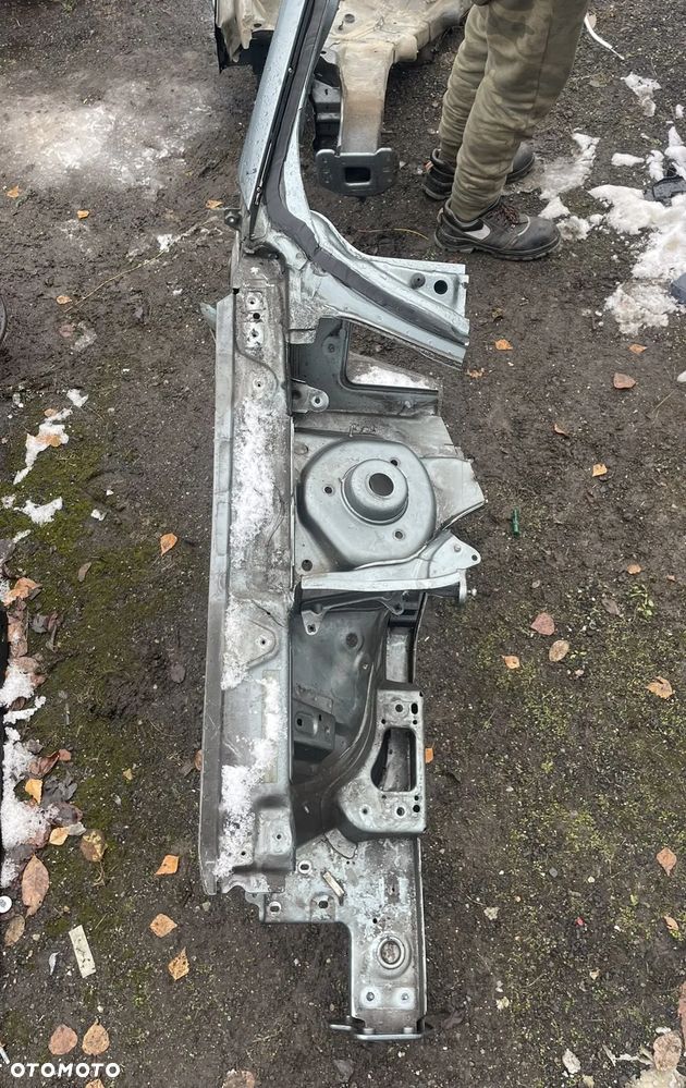 FARTUCH PODŁUŻNICA PRAWA AUDI A3 8P LIFT - 2