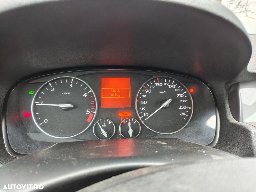 Renault Laguna 1.5dCi Dynamique - 8