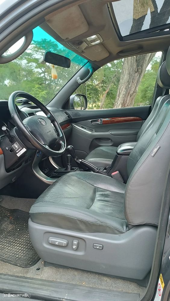 Toyota Land Cruiser 3.0 D-4D Pack CA - 15