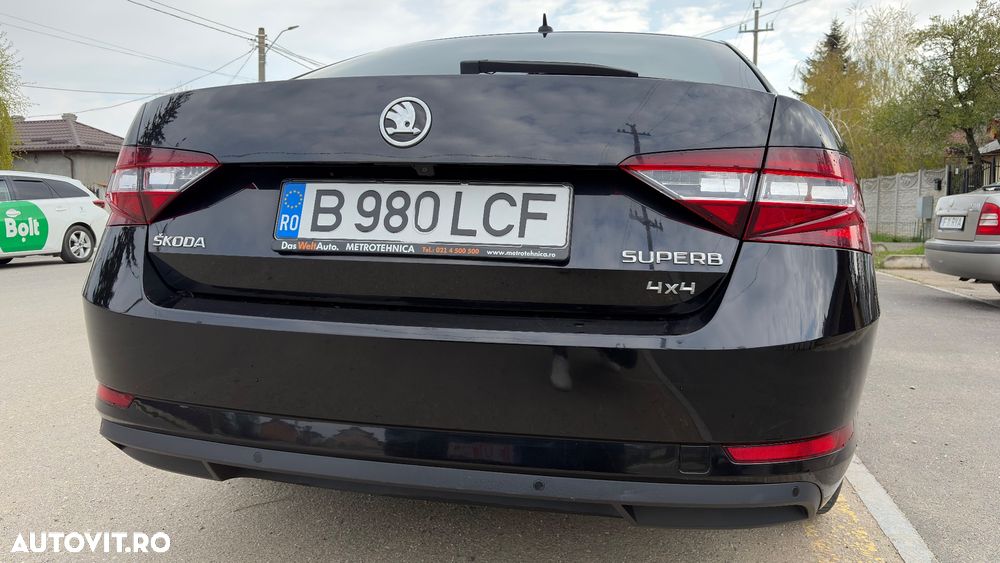 Skoda Superb 2.0 TDI DSG 4X4 Style - 4