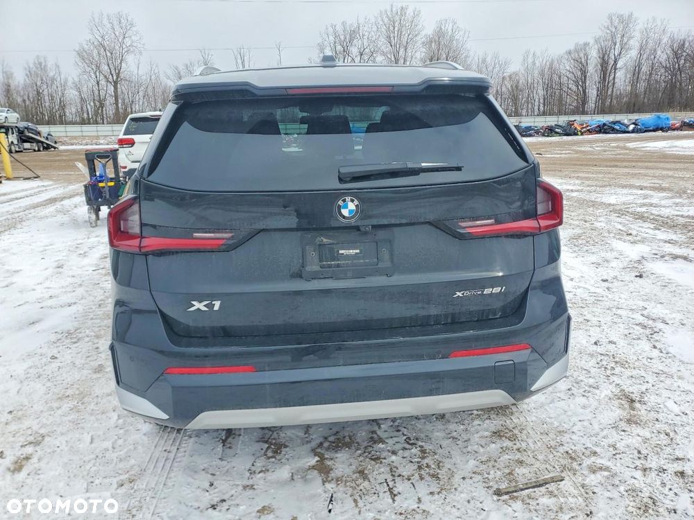 BMW X1 xDrive25i M Sport - 6