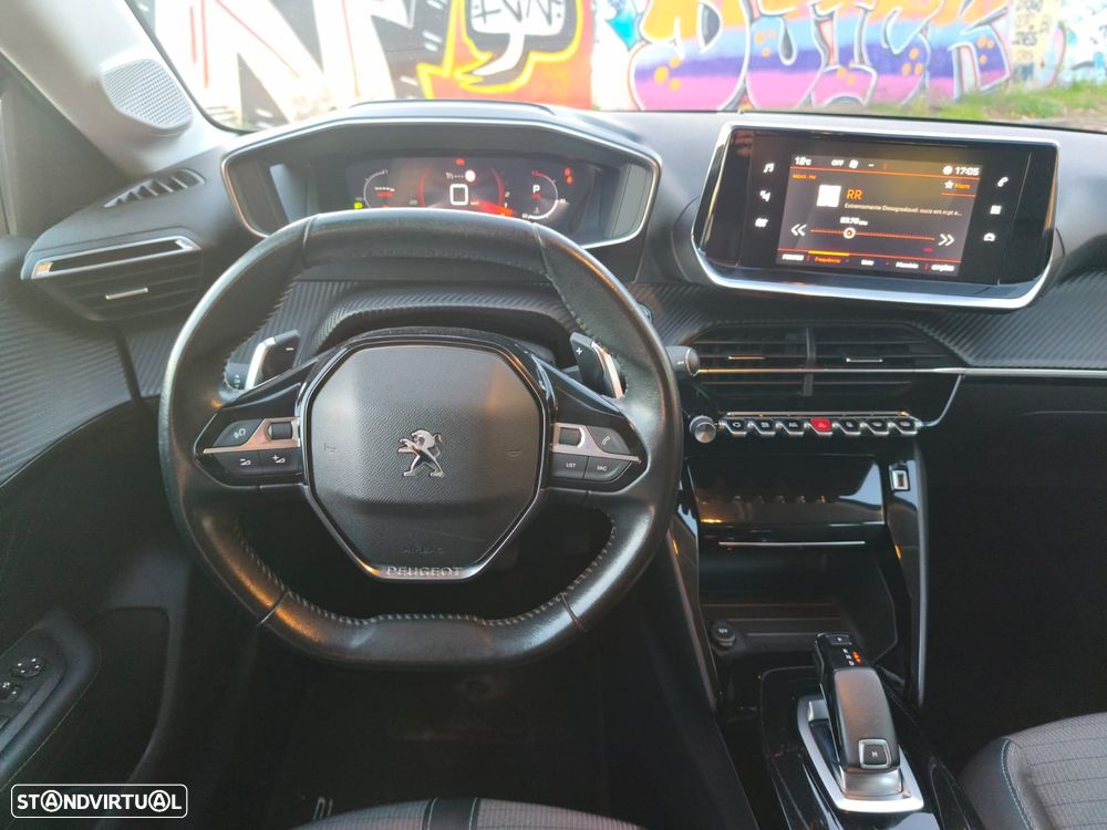 Peugeot 208 1.2 PureTech Allure EAT8 - 9